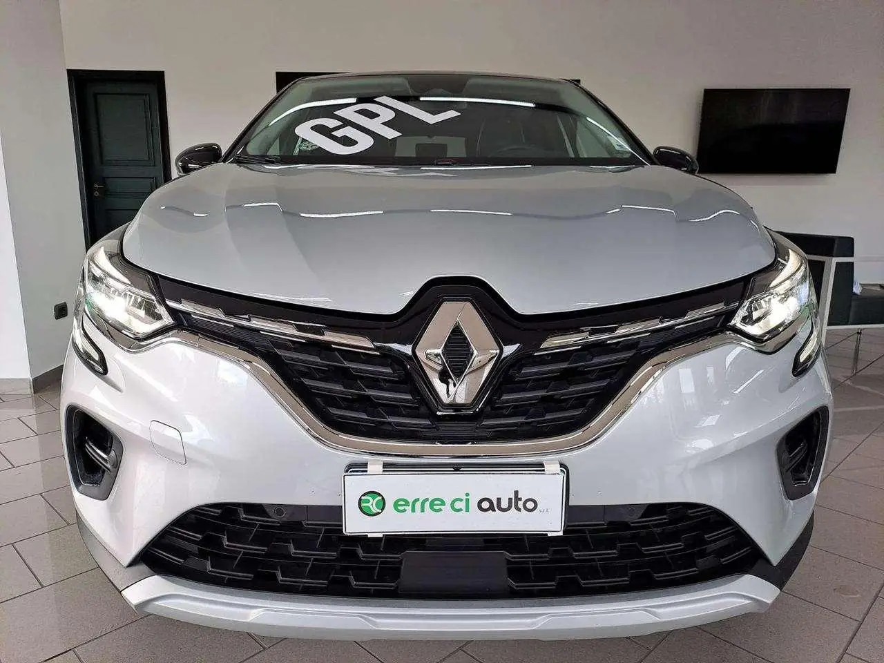 Photo 1 : Renault Captur 2022 LPG