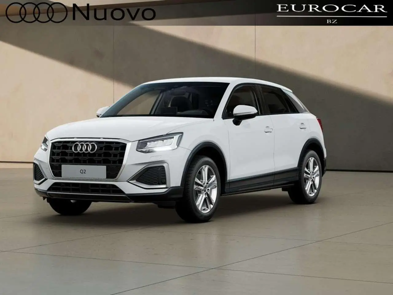 Photo 1 : Audi Q2 2024 Petrol