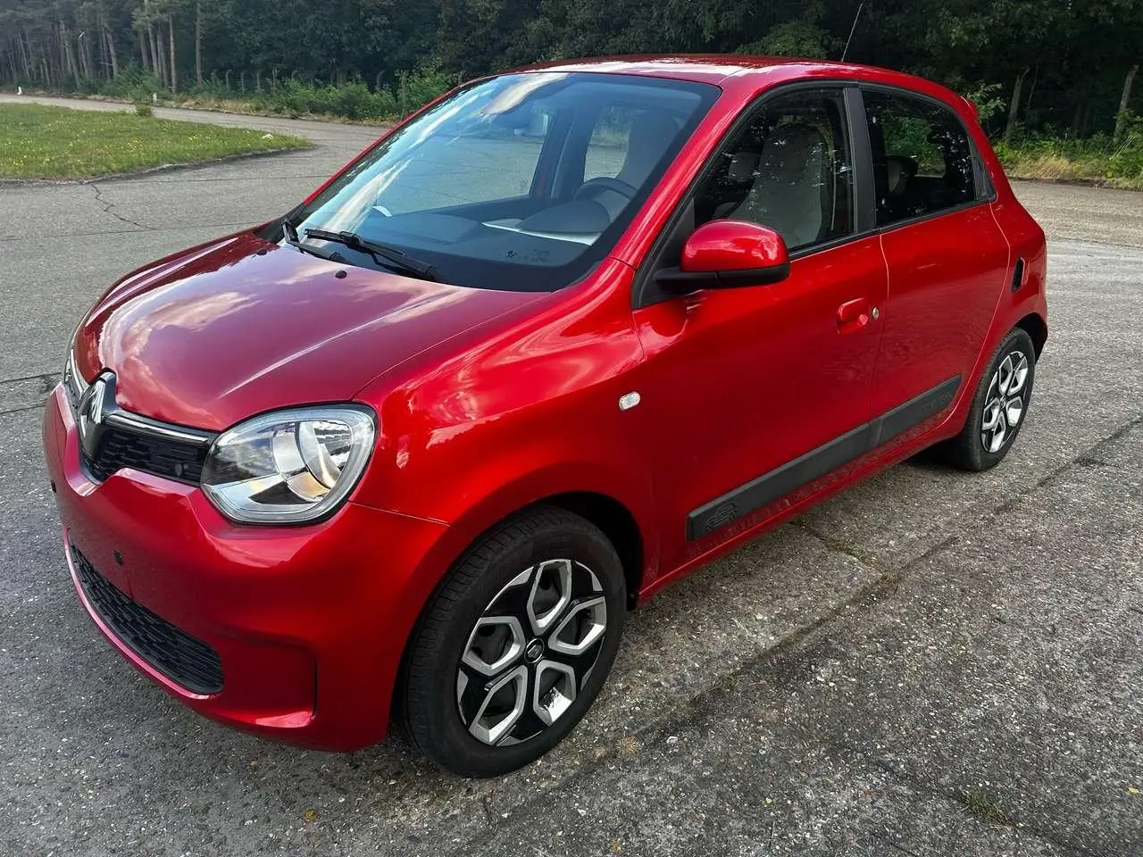 Photo 1 : Renault Twingo 2021 Essence