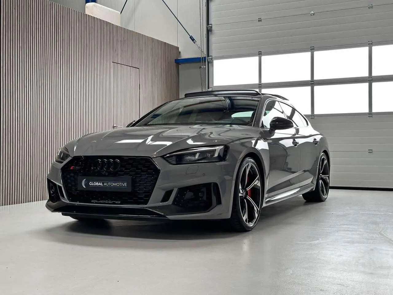 Photo 1 : Audi Rs5 2019 Essence