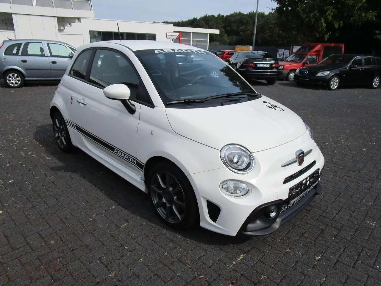 Photo 1 : Abarth 595 2019 Petrol