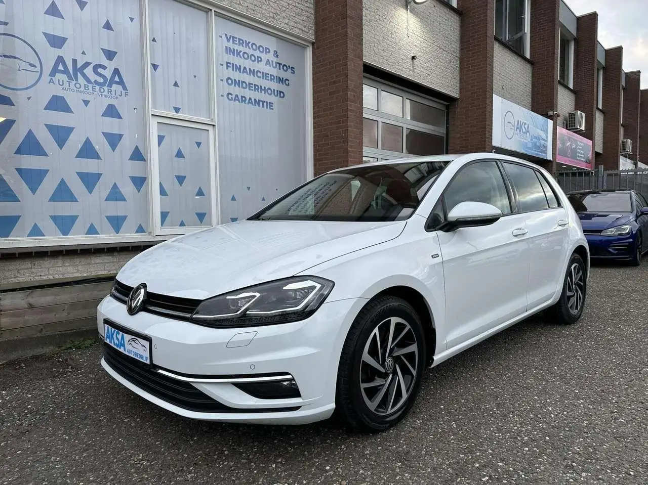 Photo 1 : Volkswagen Golf 2018 Petrol