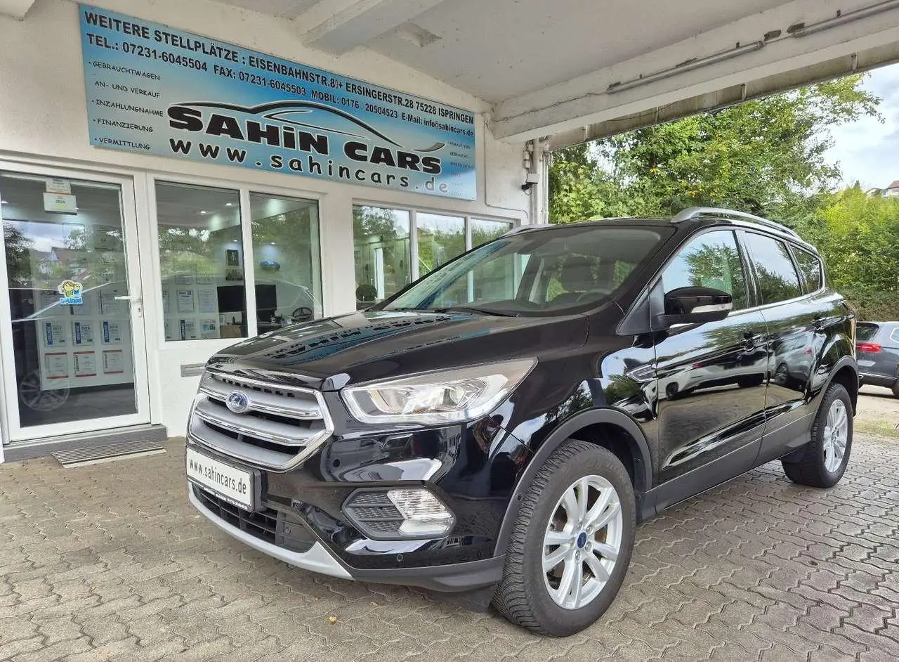 Photo 1 : Ford Kuga 2020 Essence