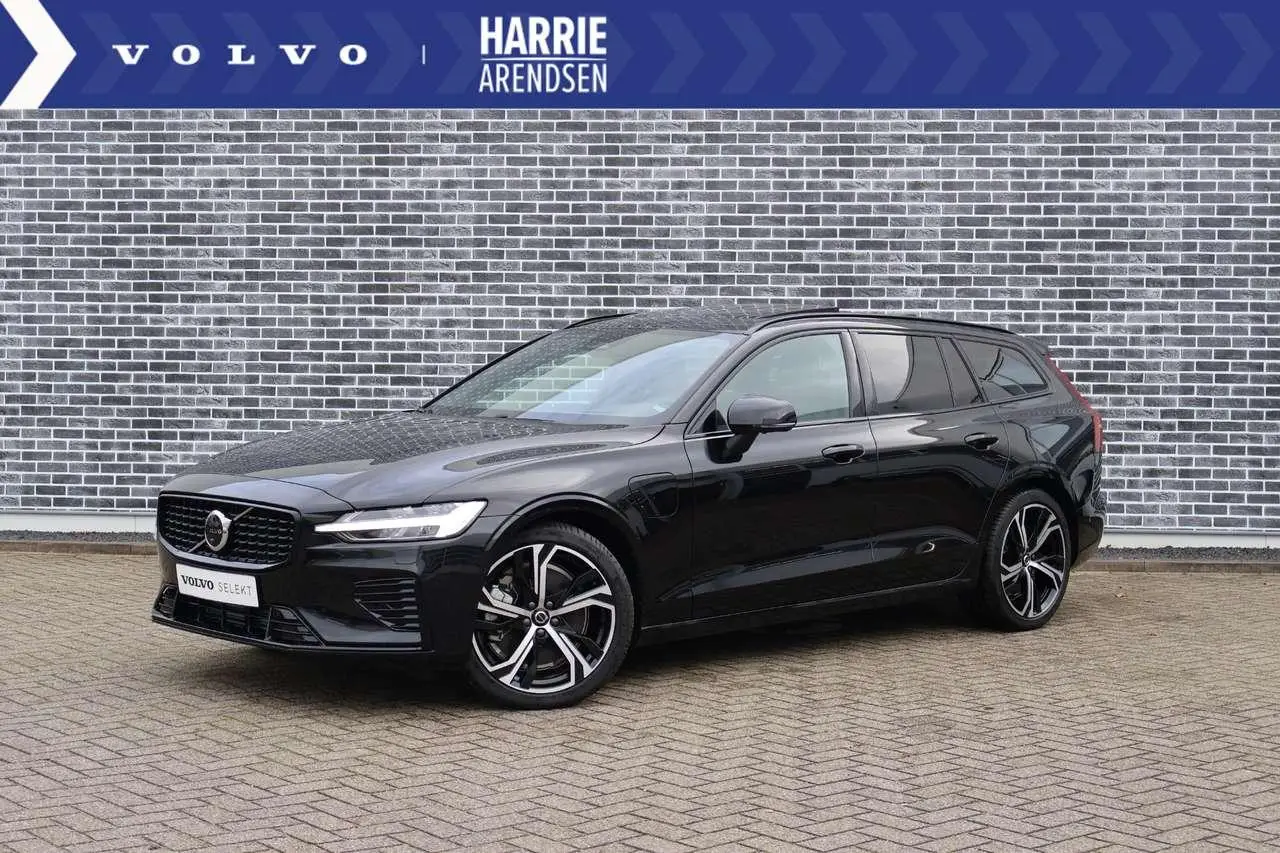 Photo 1 : Volvo V60 2024 Hybride