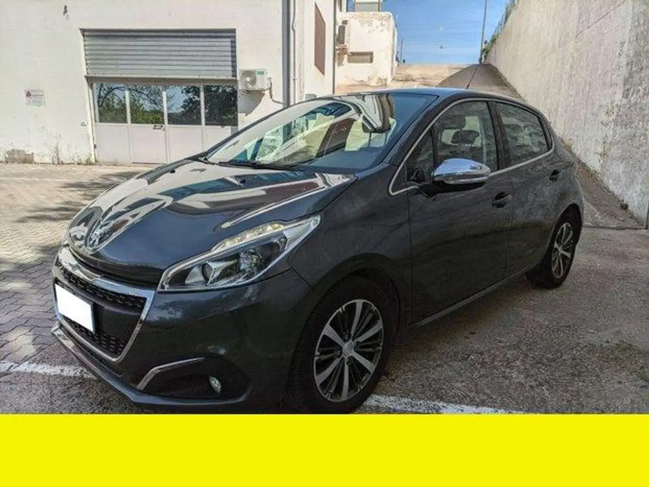 Photo 1 : Peugeot 208 2017 Diesel