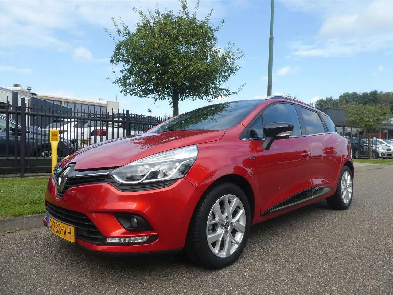 Photo 1 : Renault Clio 2020 Essence