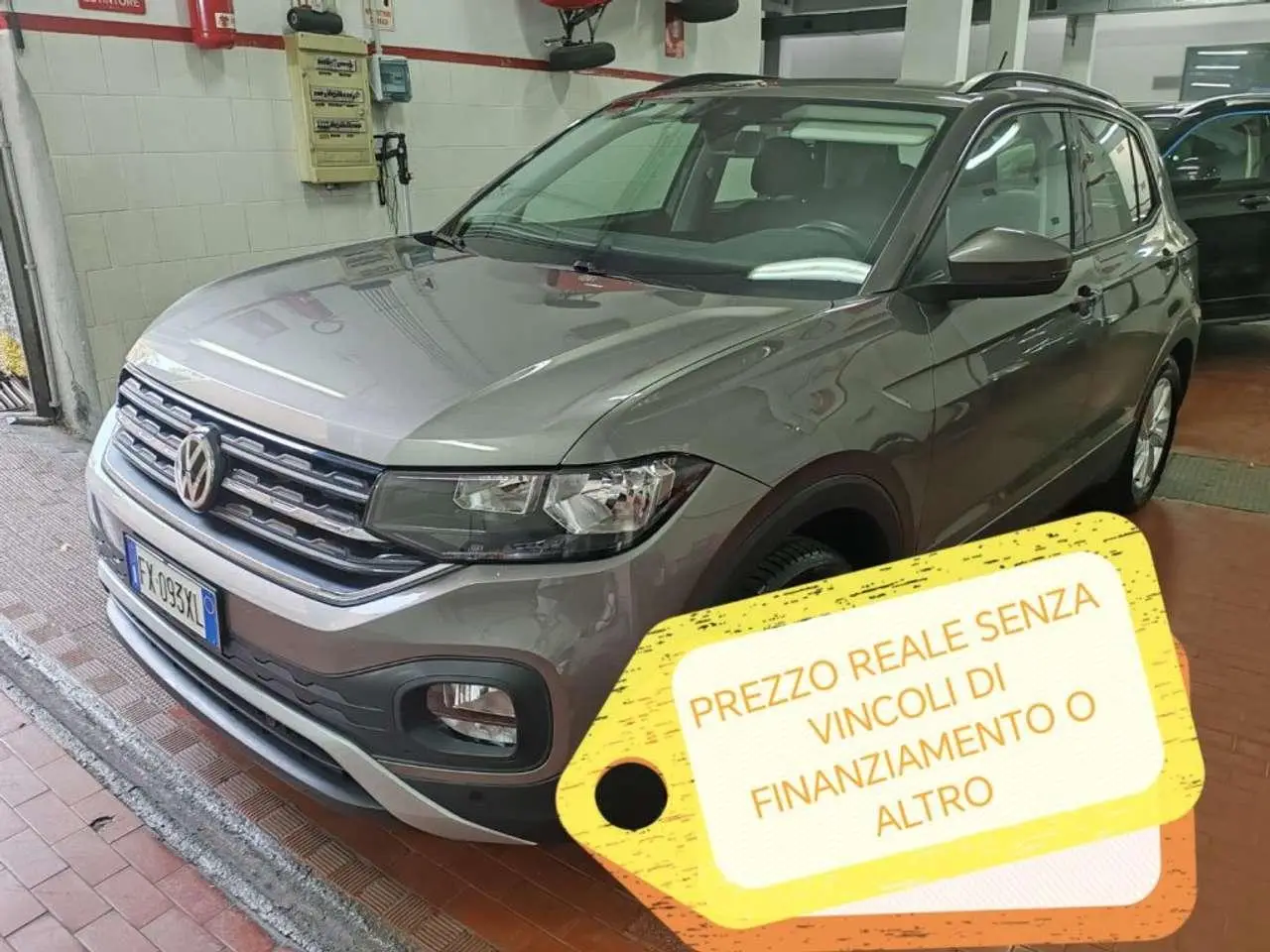 Photo 1 : Volkswagen T-cross 2019 Petrol