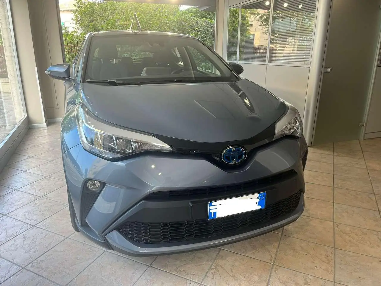 Photo 1 : Toyota C-hr 2022 Hybrid