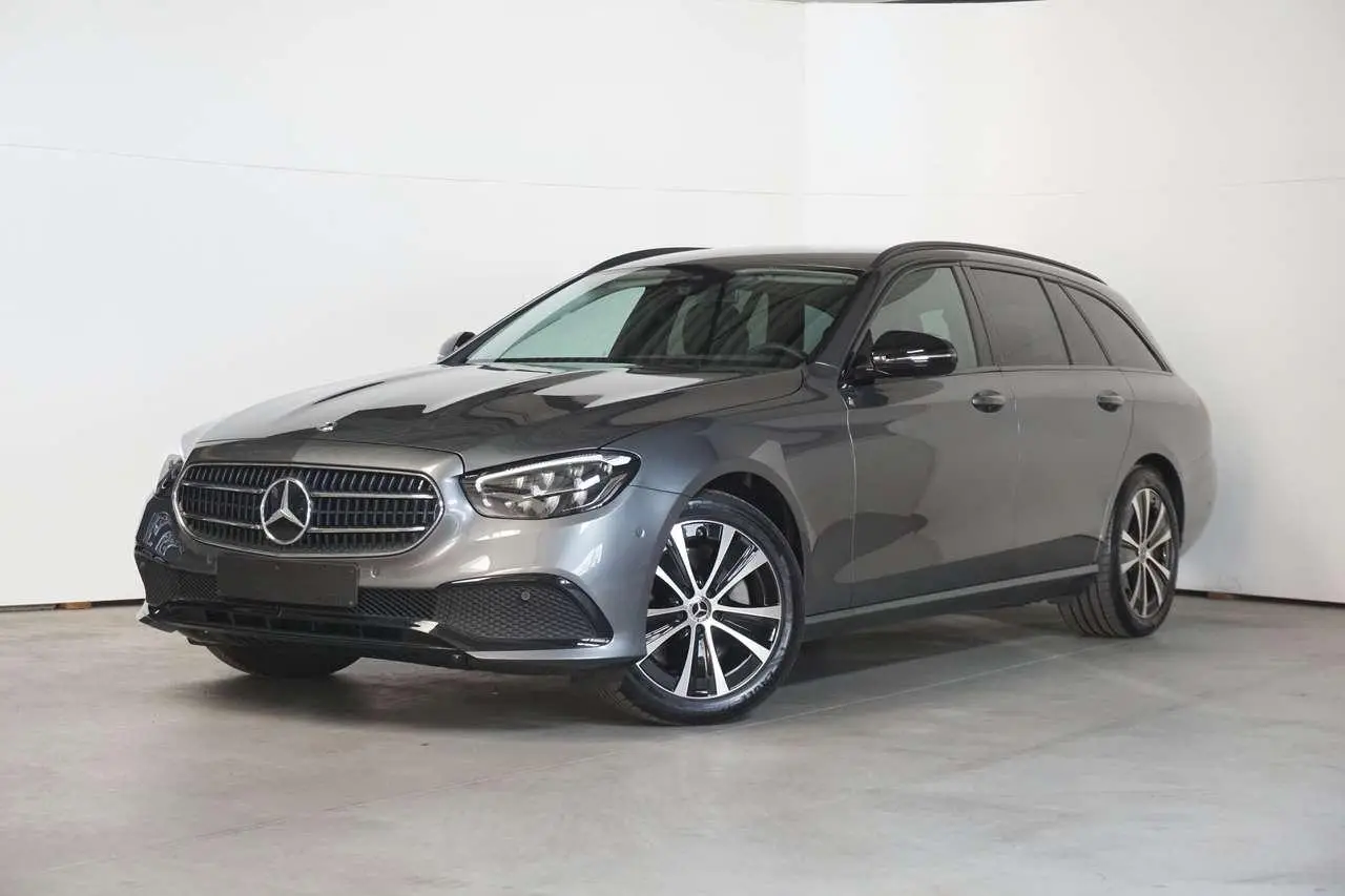 Photo 1 : Mercedes-benz Classe E 2023 Hybrid