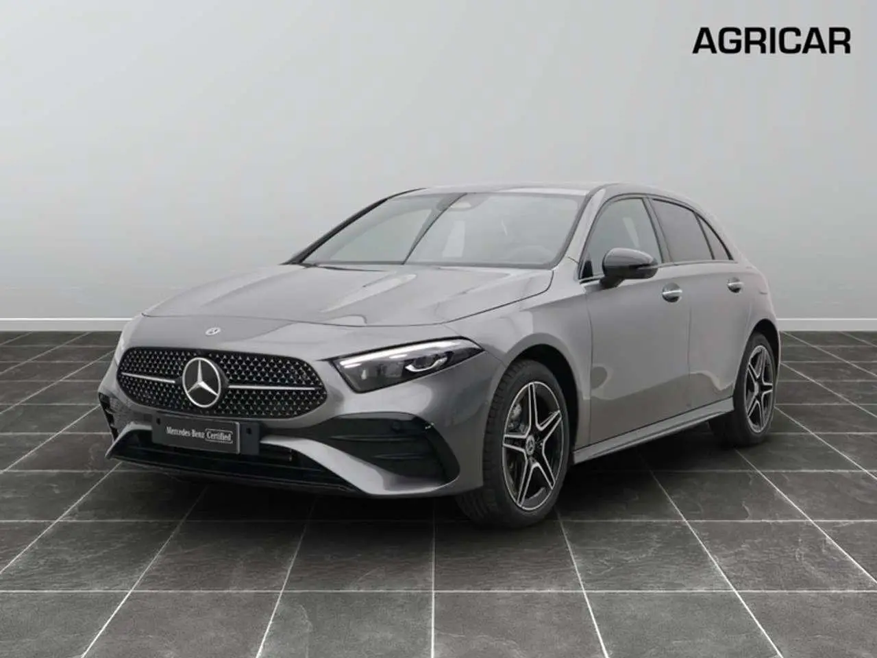 Photo 1 : Mercedes-benz Classe A 2024 Hybride