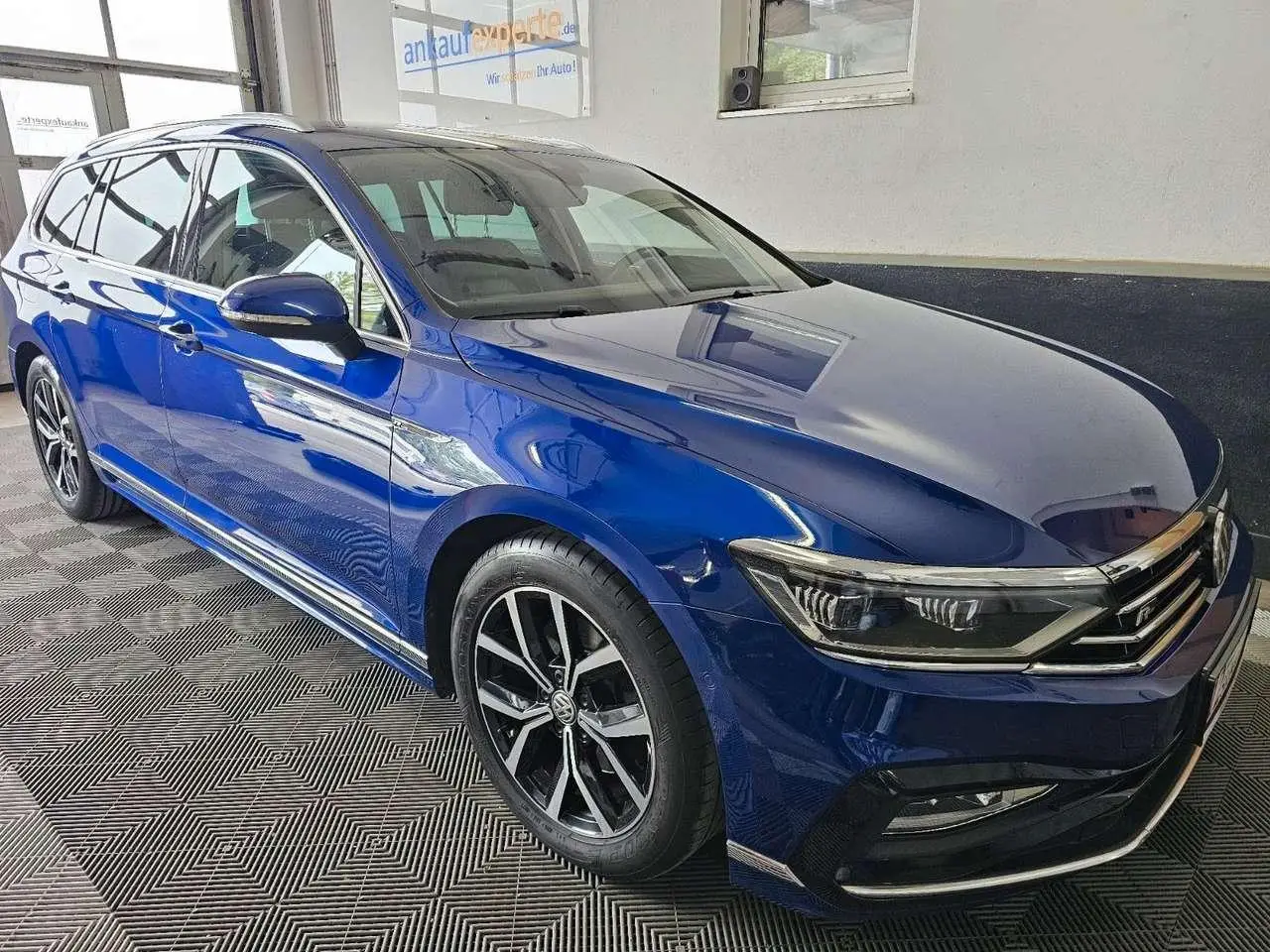 Photo 1 : Volkswagen Passat 2020 Diesel