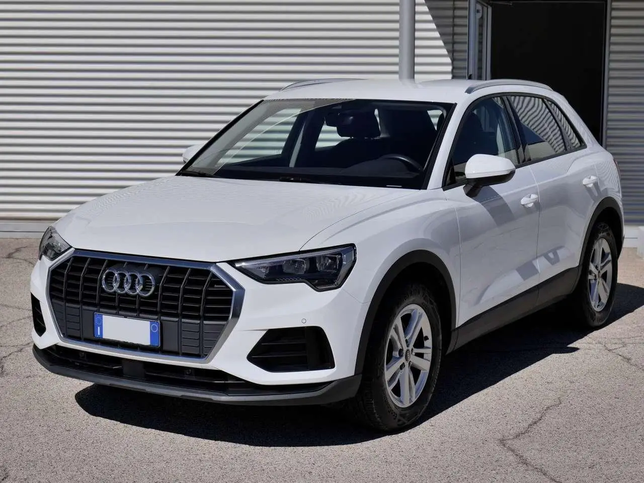 Photo 1 : Audi Q3 2022 Essence