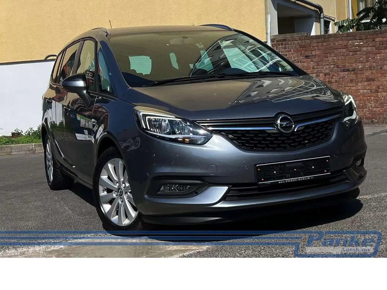 Photo 1 : Opel Zafira 2018 Essence