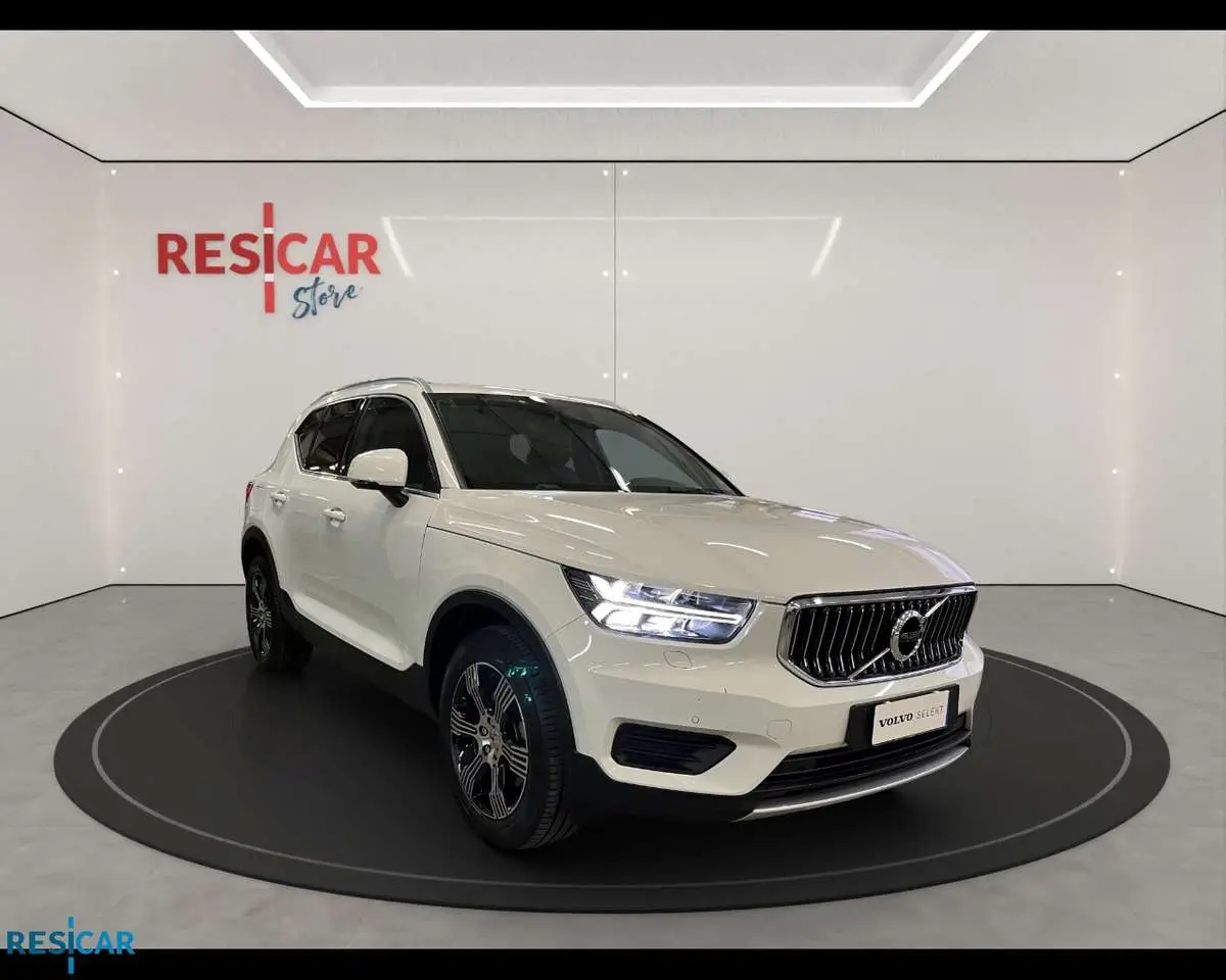 Photo 1 : Volvo Xc40 2022 Hybride