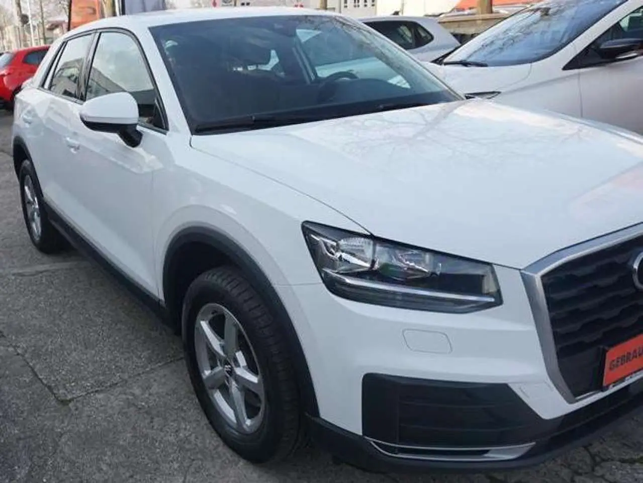 Photo 1 : Audi Q2 2017 Diesel