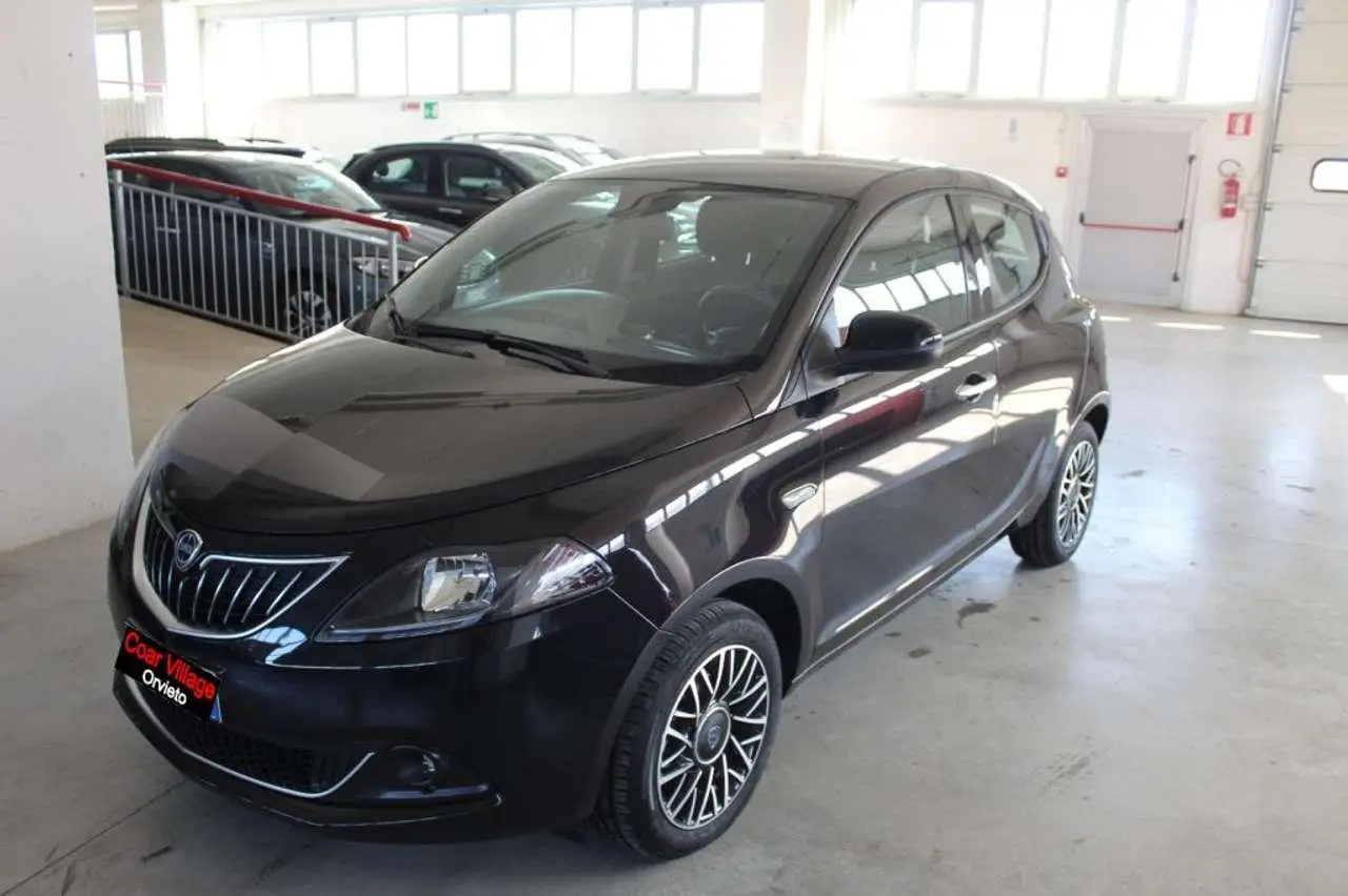 Photo 1 : Lancia Ypsilon 2024 Hybride