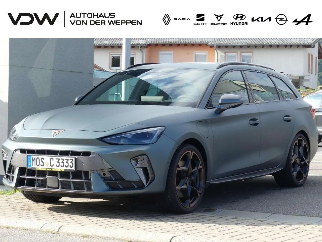 Photo 1 : Cupra Leon 2024 Hybrid