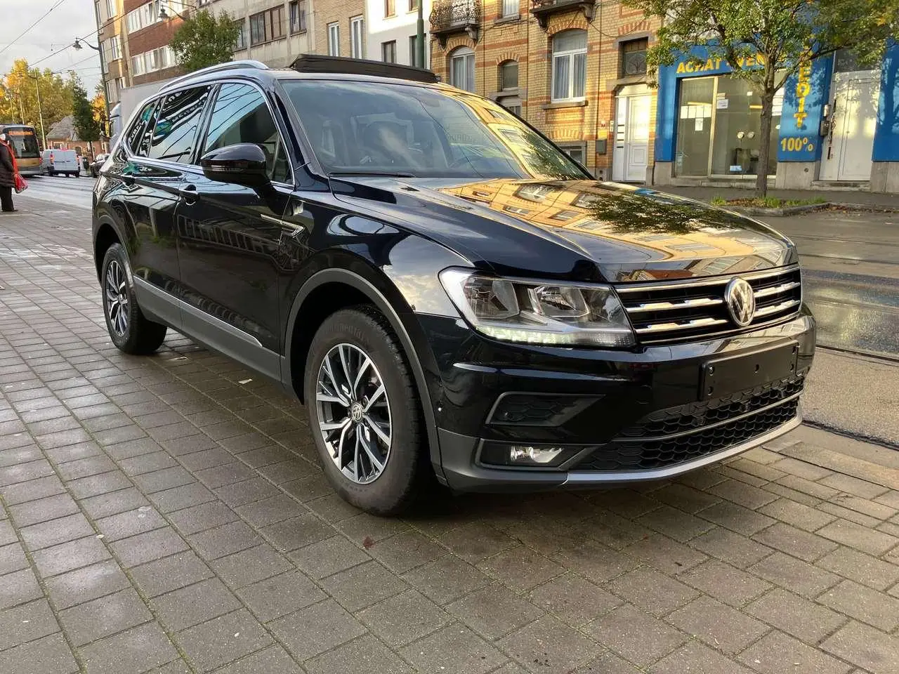 Photo 1 : Volkswagen Tiguan 2020 Petrol