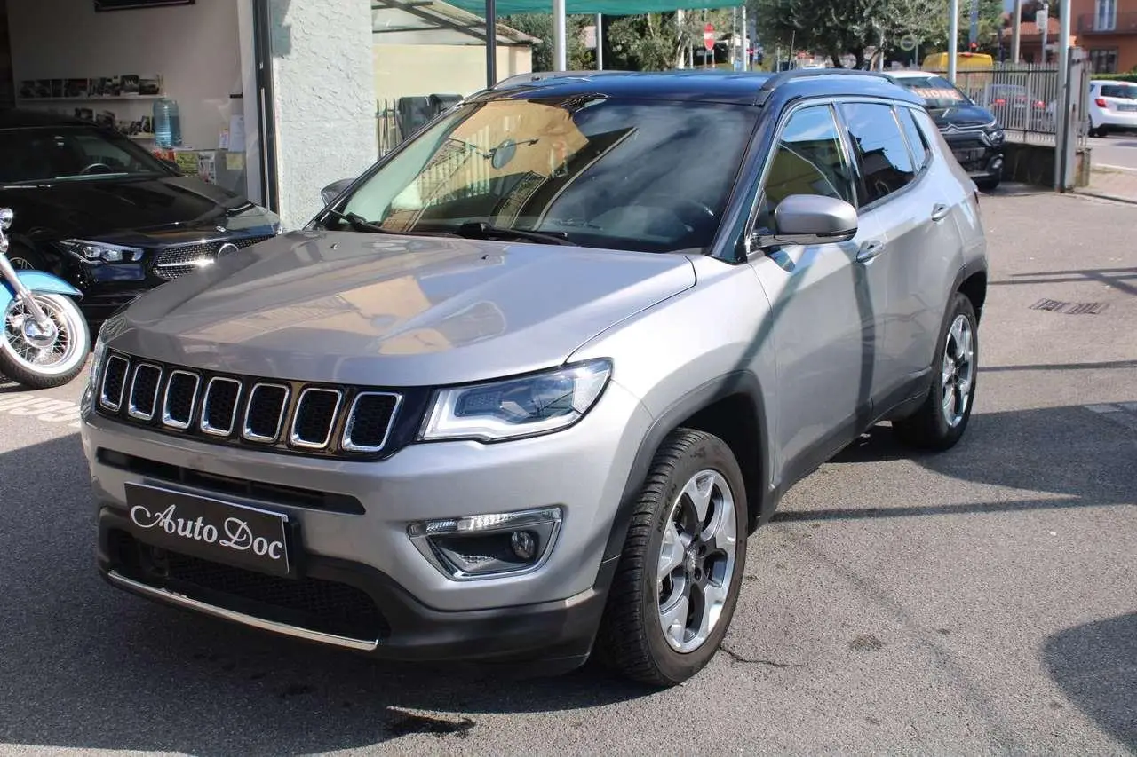 Photo 1 : Jeep Compass 2018 Diesel