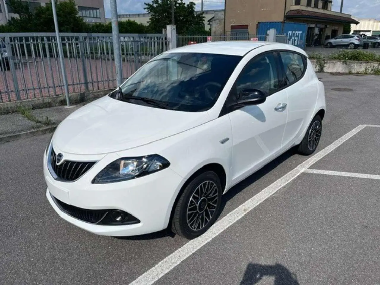 Photo 1 : Lancia Ypsilon 2024 Hybride