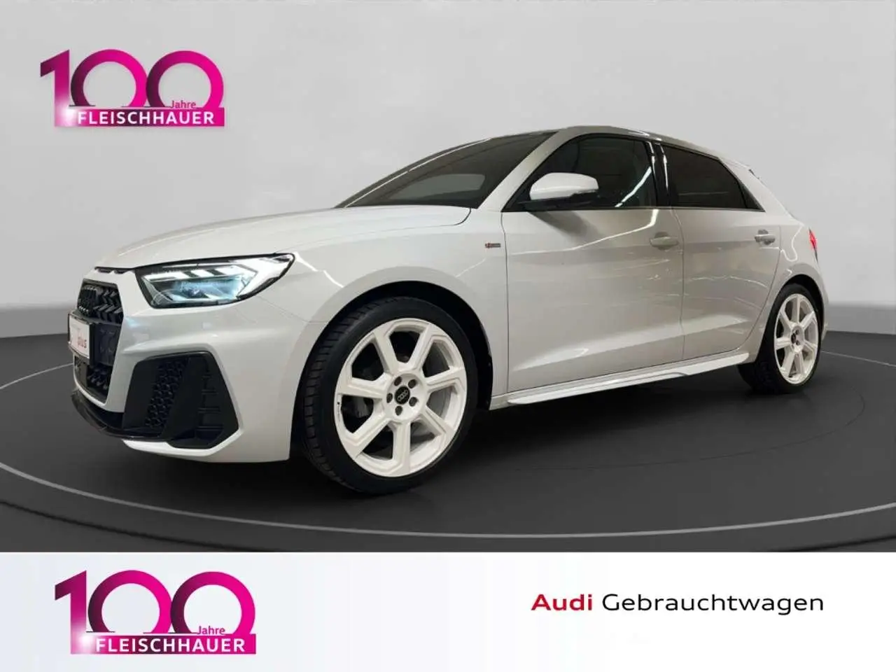 Photo 1 : Audi A1 2023 Essence