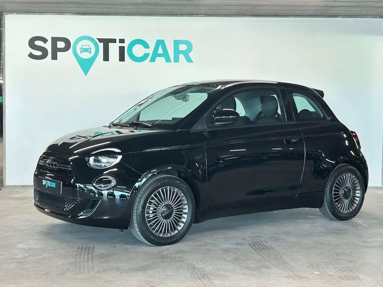 Photo 1 : Fiat 500 2022 Electric