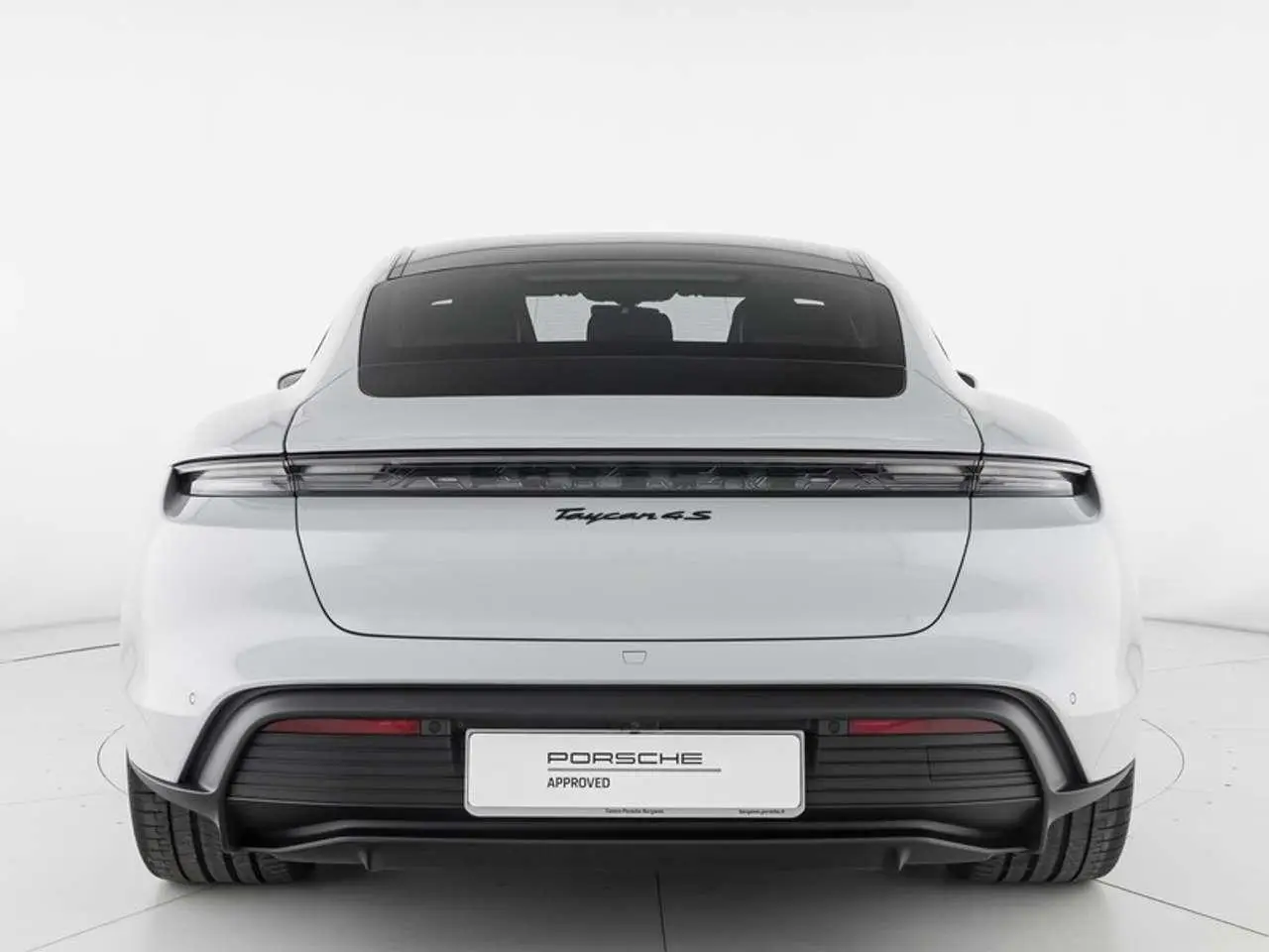 Photo 1 : Porsche Taycan 2023 Electric