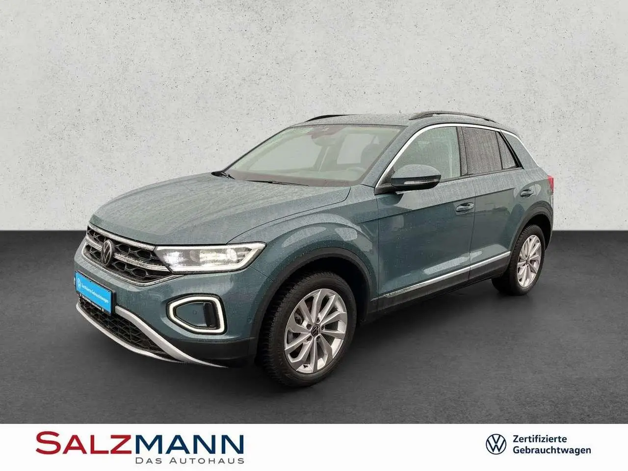 Photo 1 : Volkswagen T-roc 2023 Essence