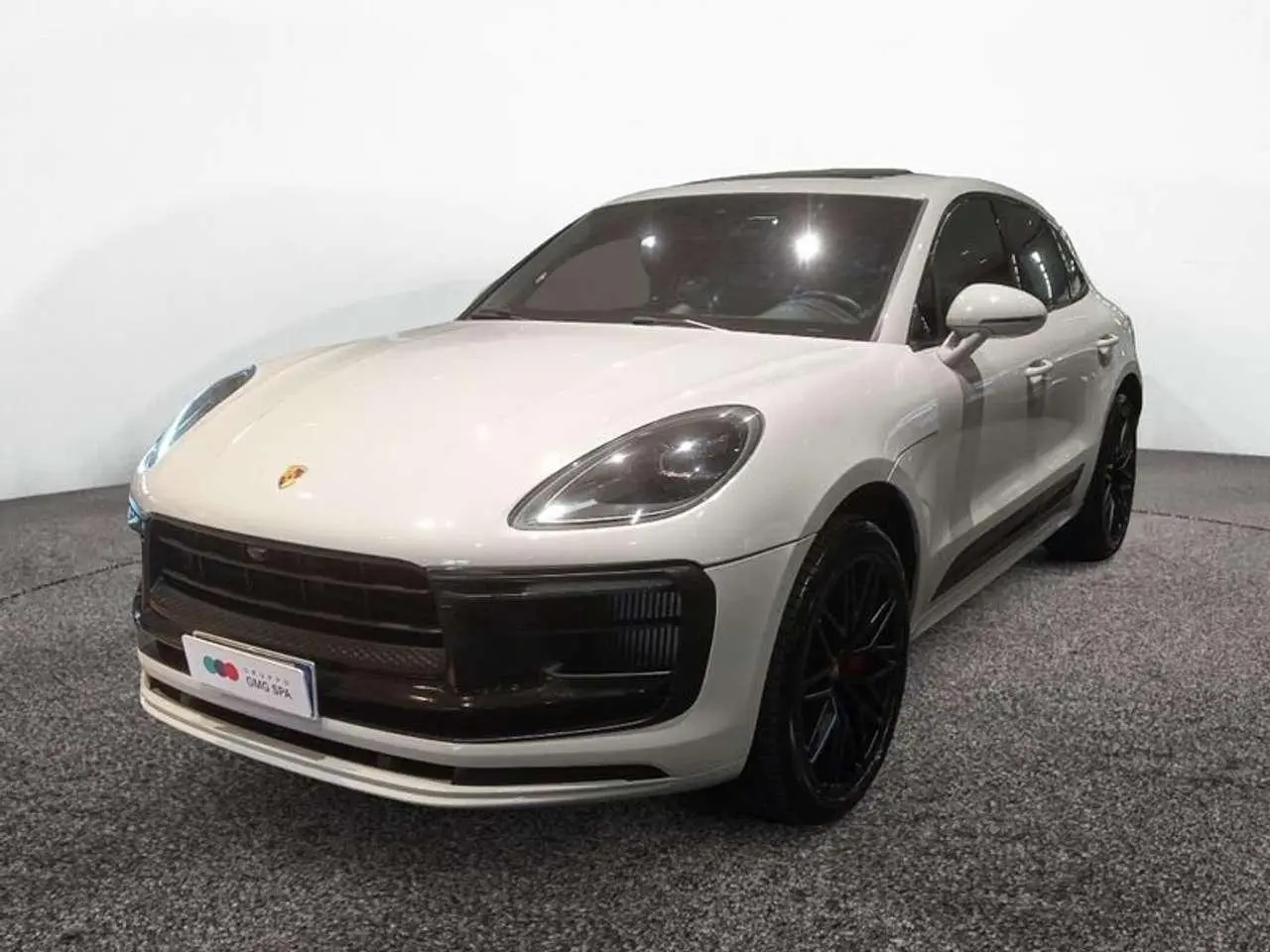 Photo 1 : Porsche Macan 2022 Essence