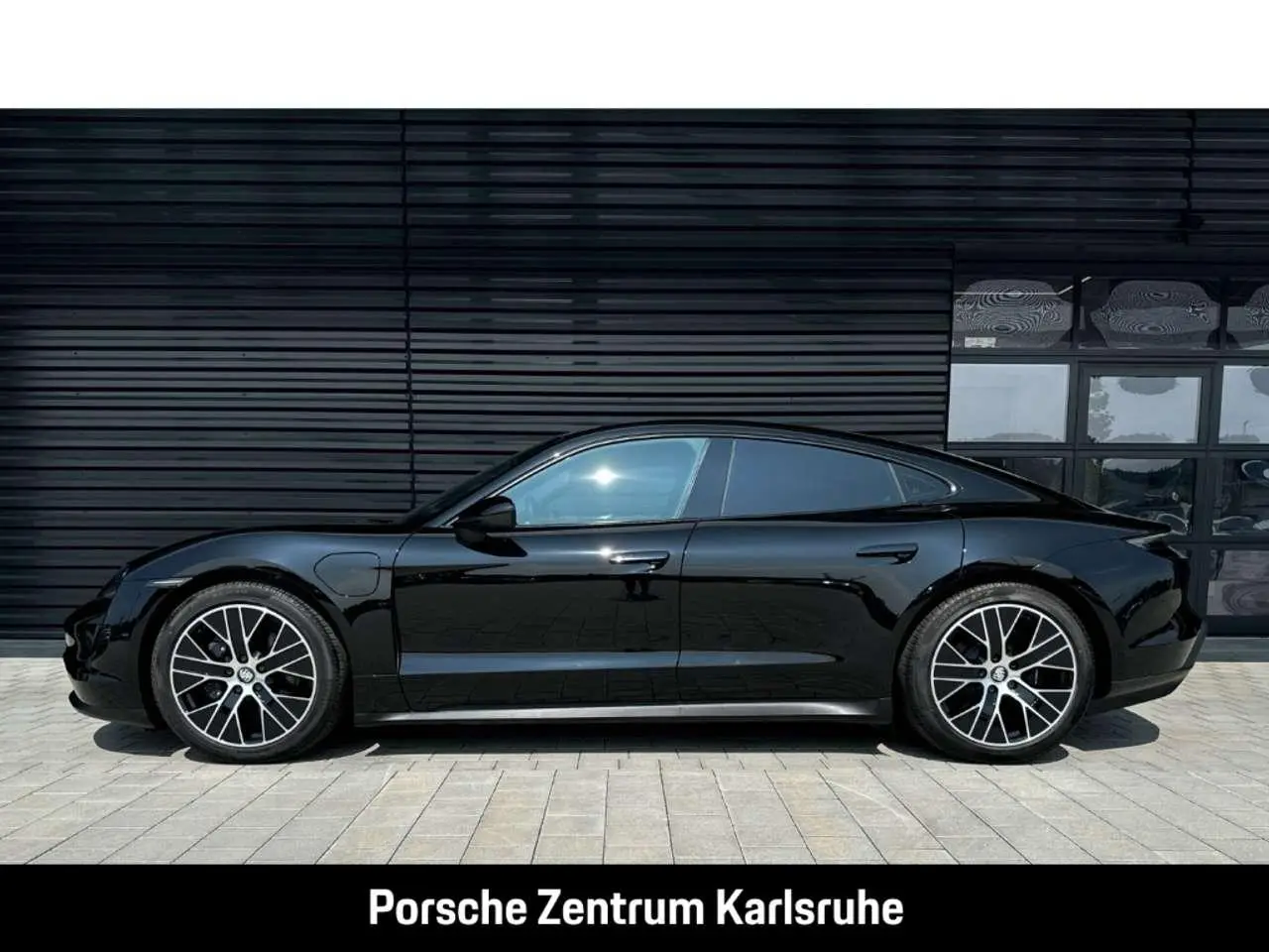 Photo 1 : Porsche Taycan 2022 Électrique