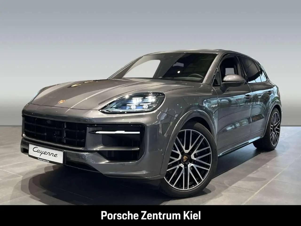 Photo 1 : Porsche Cayenne 2024 Hybrid