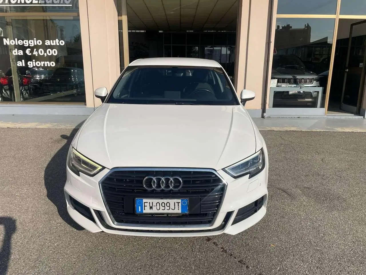 Photo 1 : Audi A3 2019 Petrol