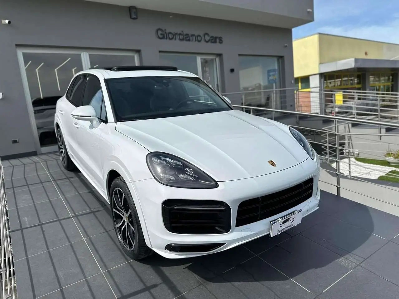 Photo 1 : Porsche Cayenne 2020 Essence