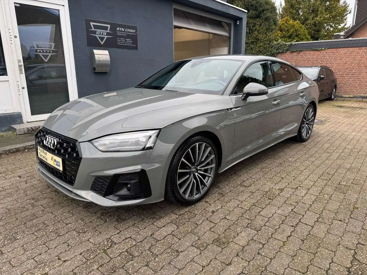 Photo 1 : Audi A5 2020 Petrol