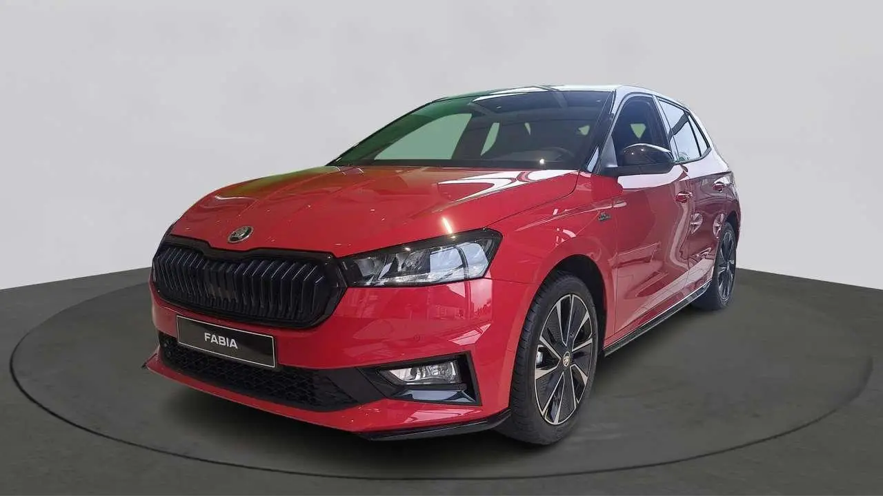 Photo 1 : Skoda Fabia 2024 Petrol