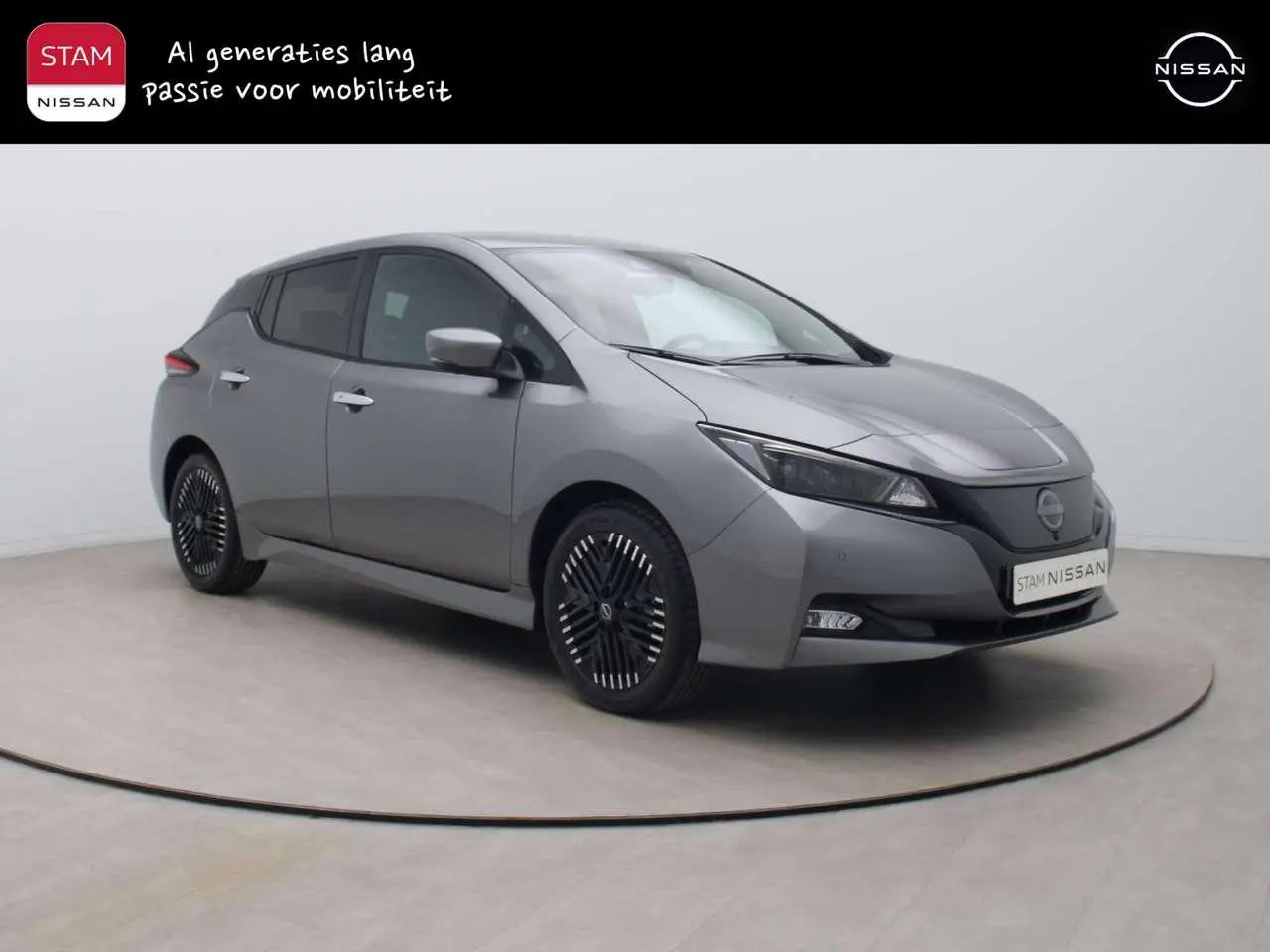 Photo 1 : Nissan Leaf 2024 Electric