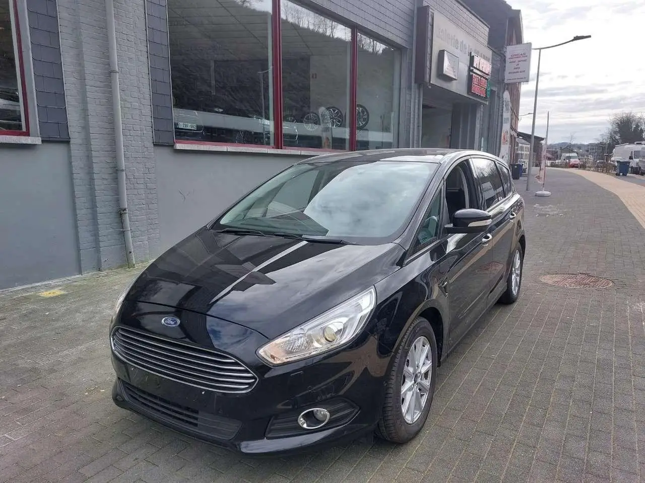 Photo 1 : Ford S-max 2017 Diesel