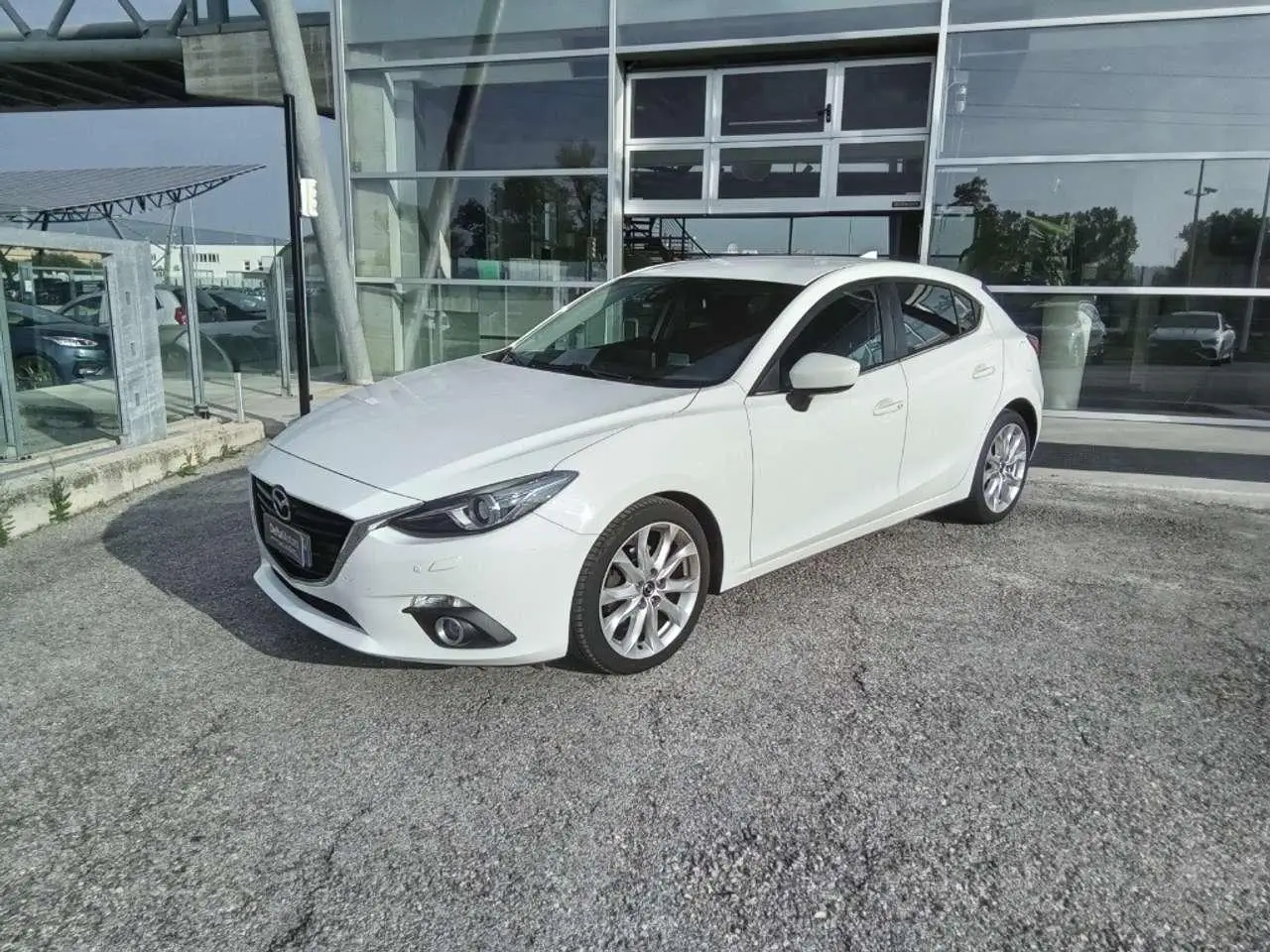 Photo 1 : Mazda 3 2015 Diesel