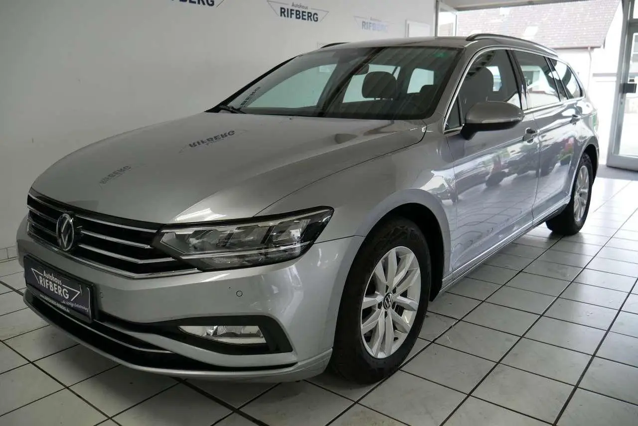 Photo 1 : Volkswagen Passat 2022 Diesel