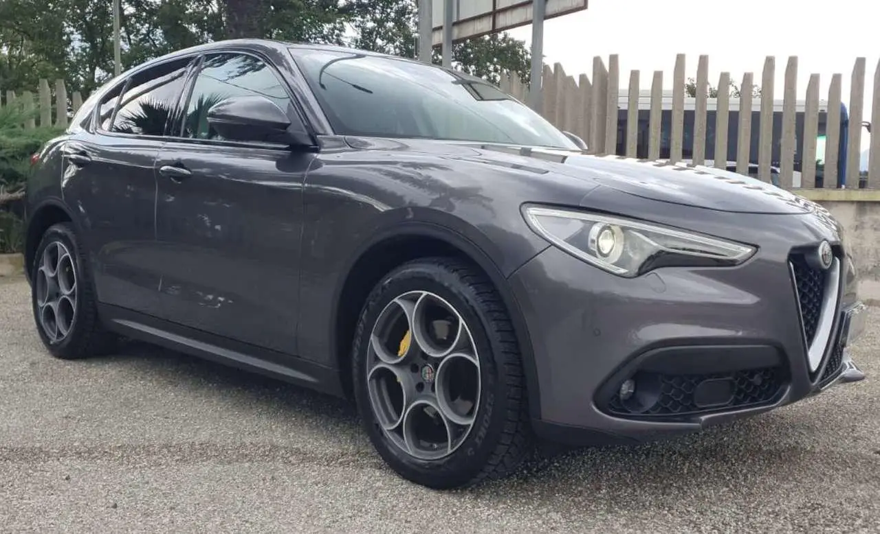 Photo 1 : Alfa Romeo Stelvio 2019 Diesel