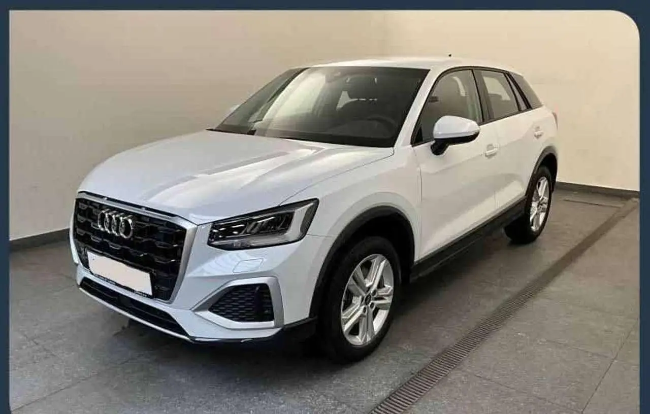 Photo 1 : Audi Q2 2023 Diesel