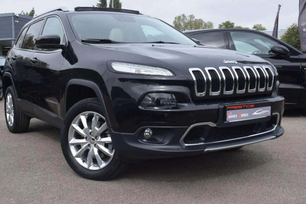 Photo 1 : Jeep Cherokee 2015 Diesel