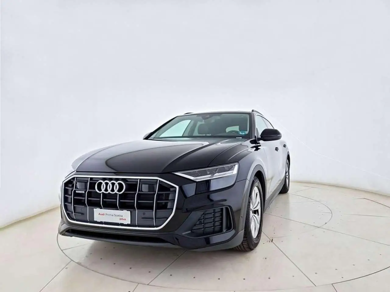 Photo 1 : Audi Q8 2023 Hybride