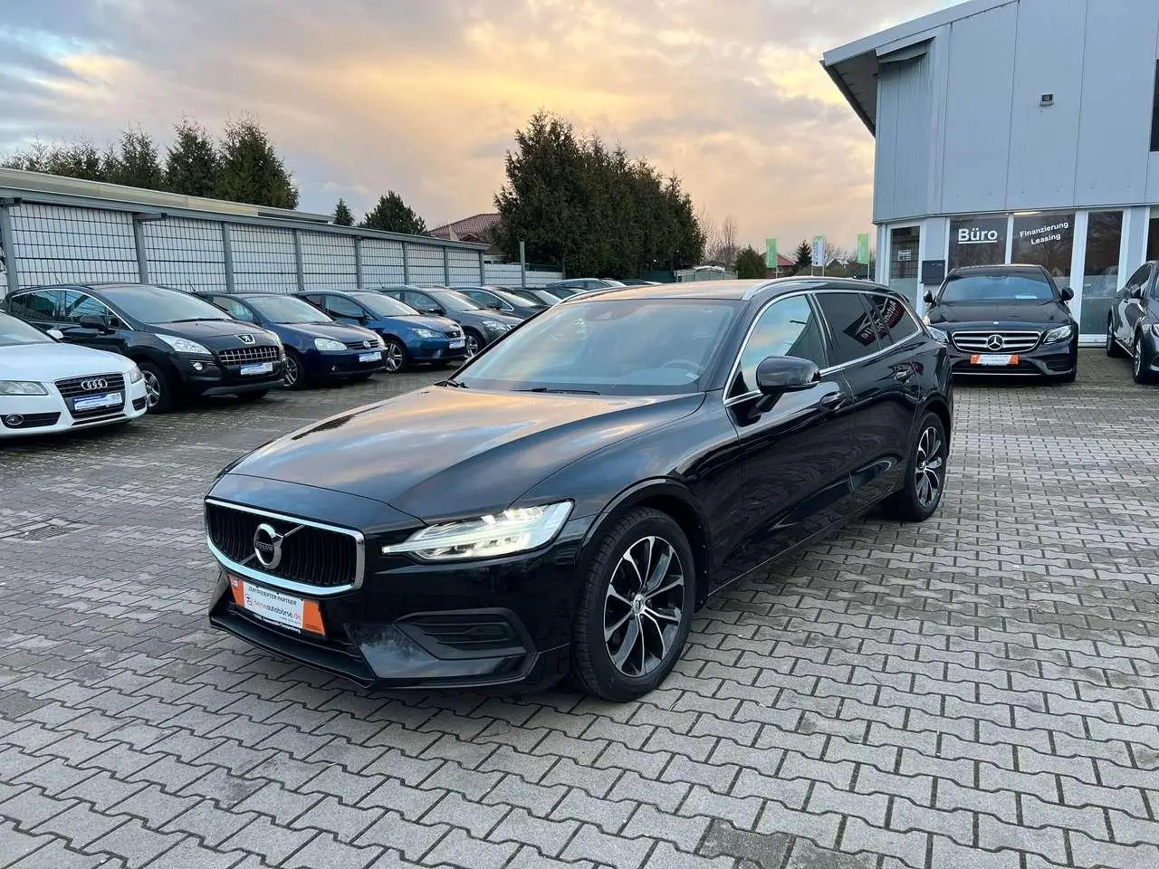 Photo 1 : Volvo V60 2020 Diesel