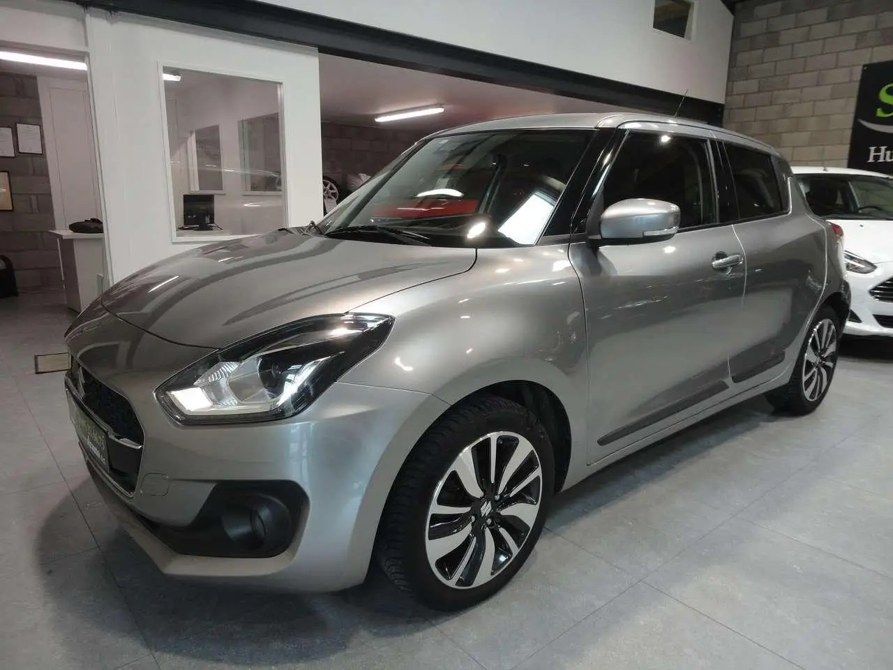 Photo 1 : Suzuki Swift 2019 Essence