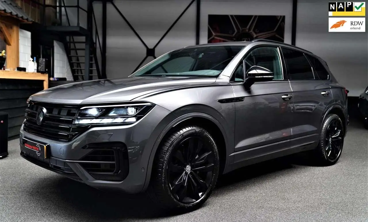 Photo 1 : Volkswagen Touareg 2019 Diesel