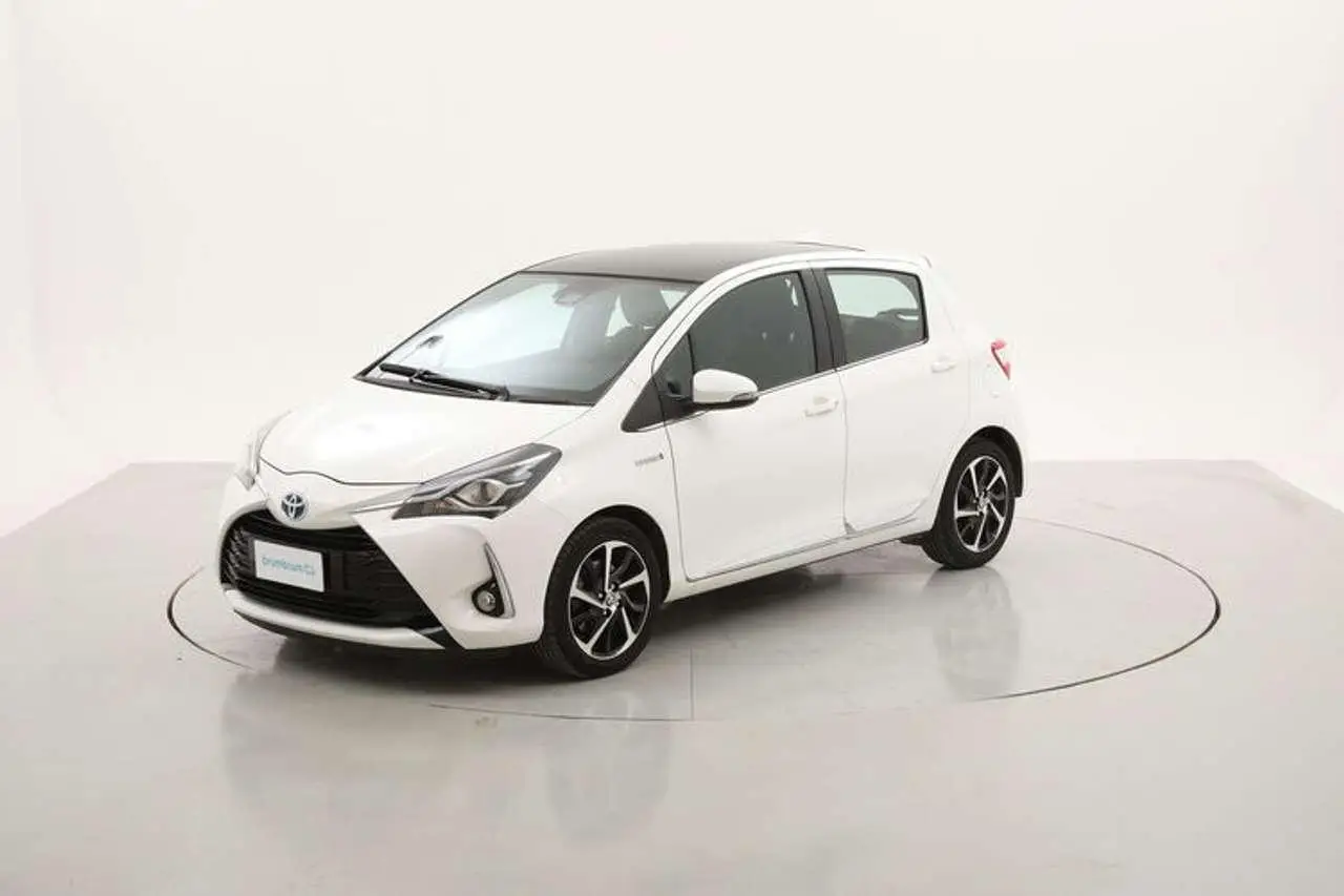 Photo 1 : Toyota Yaris 2019 Hybride