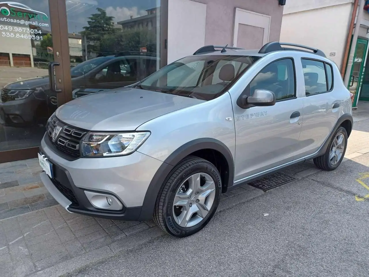 Photo 1 : Dacia Sandero 2020 GPL