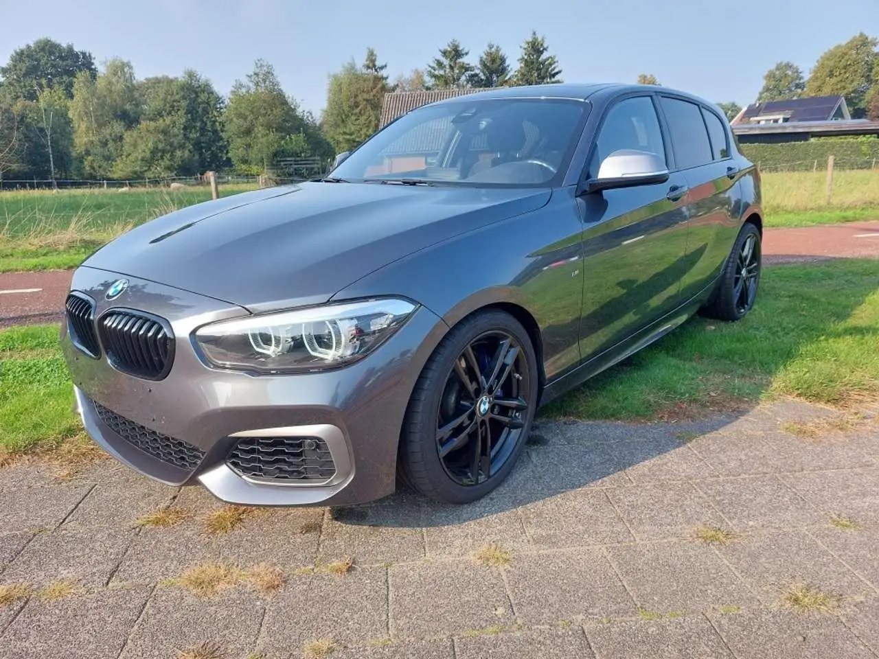 Photo 1 : Bmw Serie 1 2018 Petrol