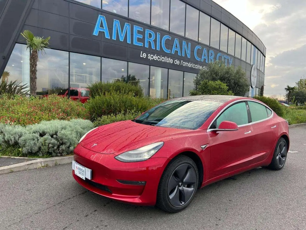 Photo 1 : Tesla Model 3 2020 Électrique